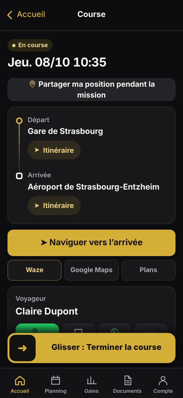 Fiche course : trajet, bouton Naviguer, contact du voyageur